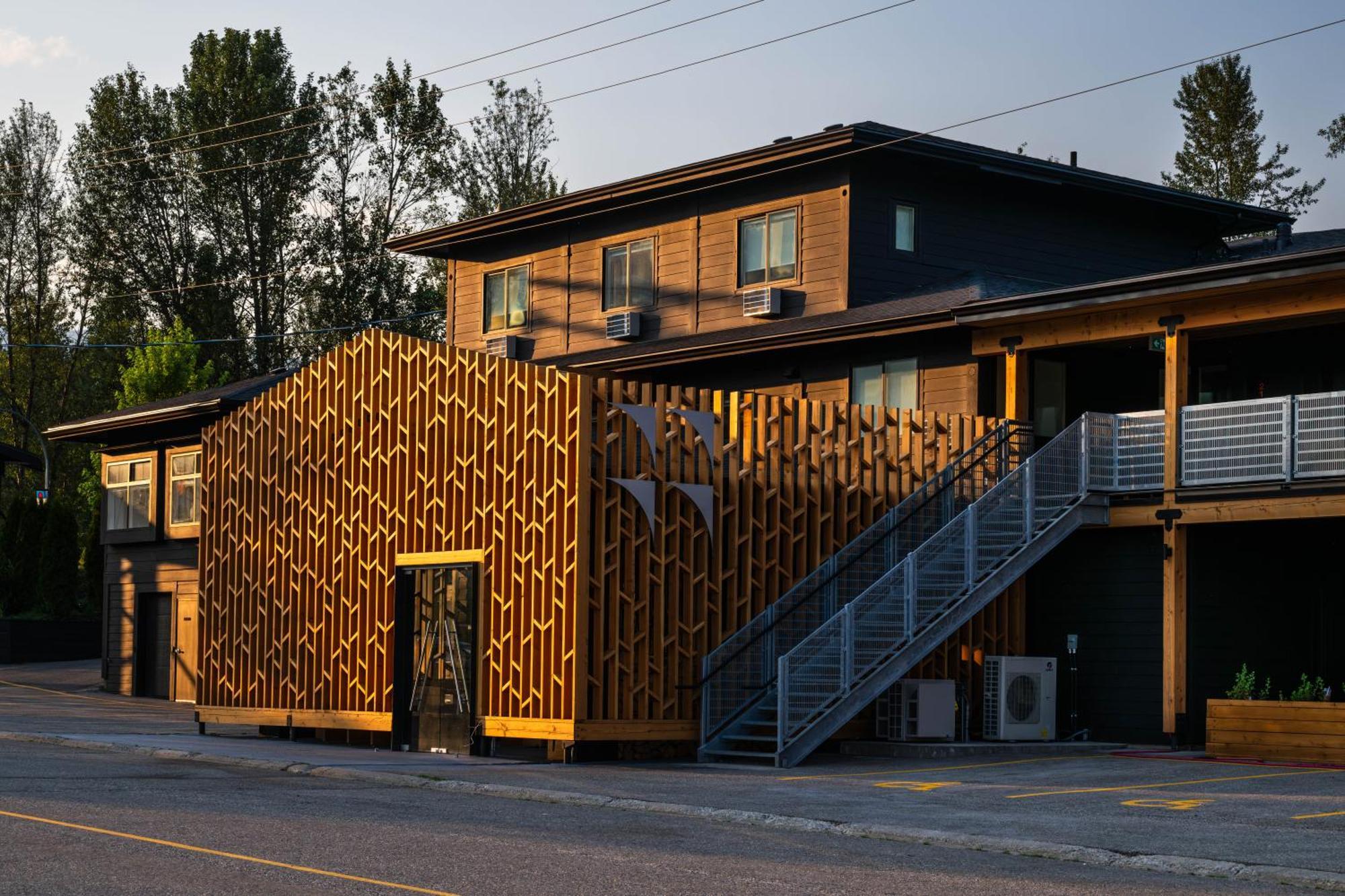 Hotel Vrge Revelstoke Zewnętrze zdjęcie